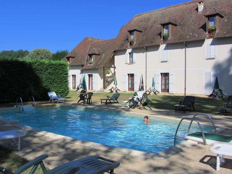 Hotel Du Parc Thonac Buitenkant foto